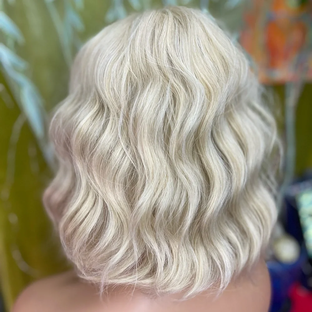 CLEARANCE stunning heatsafe atomic blonde bob